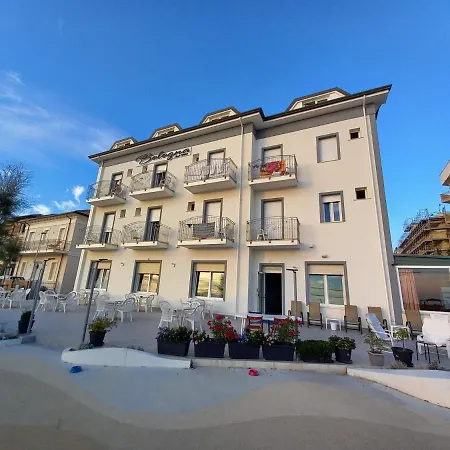 Bologna Hotell 2*