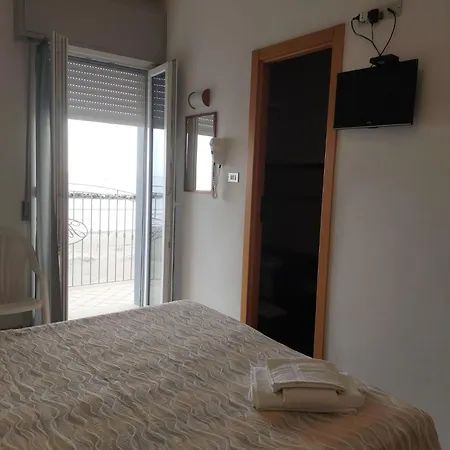Bologna Otel 2*